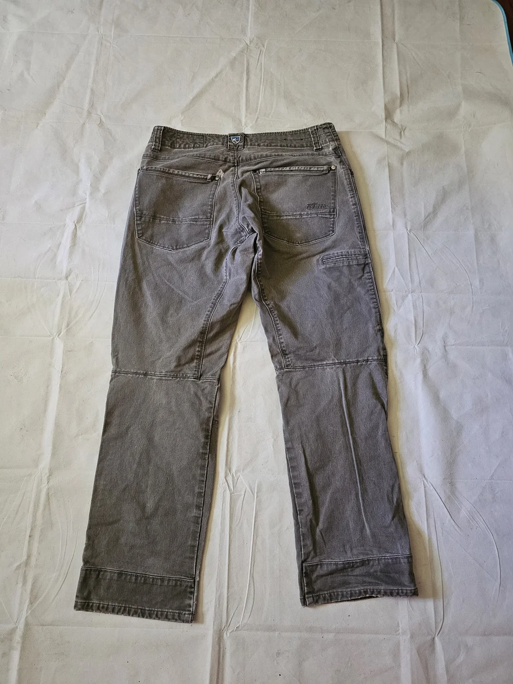 Kuhl Men's Straight Jeans in Charcoal